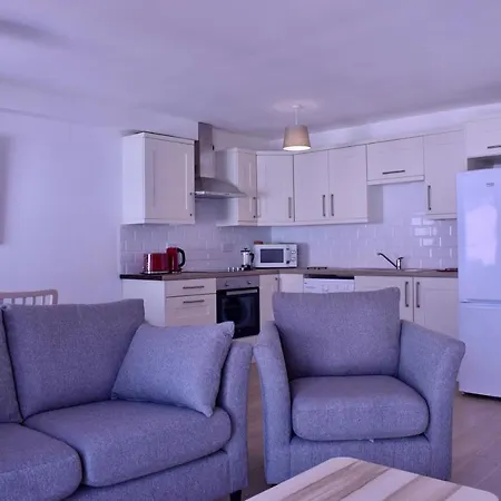 Apartamento Bright 2 Bed 1 Bath Apt With Rooftop Terrace